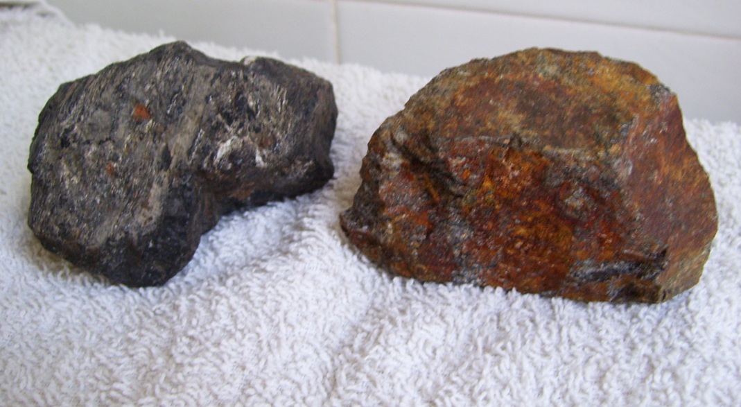 Due campioni di rocce (Aspromonte)